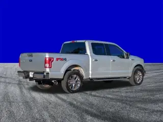 Ford F-150 2015 4x4 XLT 4dr SuperCrew 5.5 ft. SB