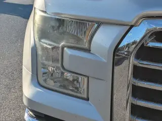 Ford F-150 2015 4x4 XLT 4dr SuperCrew 5.5 ft. SB
