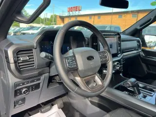 Ford F-150 2024 4x4 XLT 4dr SuperCrew 5.5 ft. SB
