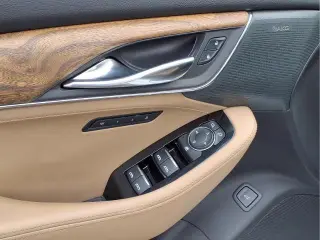 Cadillac CT5 2025 Premium Luxury Sedán de 4 puertas