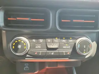 Ford Maverick 2023 XL 4dr SuperCrew 4.5 ft. SB