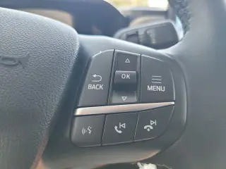 Ford Maverick 2023 XL 4dr SuperCrew 4.5 ft. SB