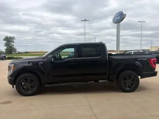 Ford F-150 2022 4x4 XLT 4dr SuperCrew 5.5 ft. SB