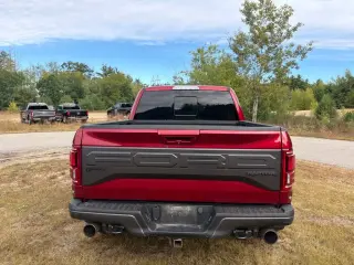 Ford F-150 2017 4x4 Raptor 4dr SuperCrew 5.5 ft. SB