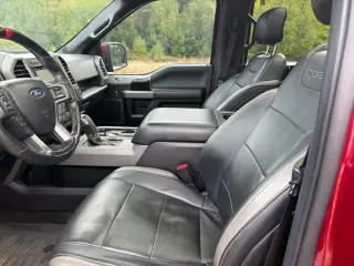 Ford F-150 2017 4x4 Raptor 4dr SuperCrew 5.5 ft. SB