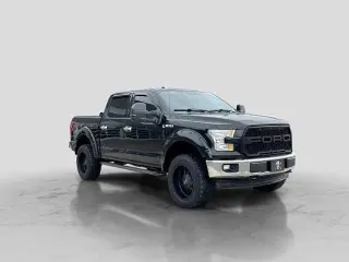 Ford F-150 2017 4x4 XLT 4dr SuperCrew 5.5 ft. SB
