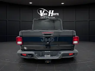 2025 Jeep Gladiator