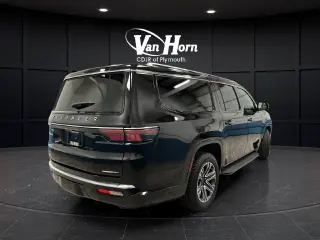 2023 Jeep Wagoneer L