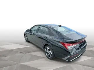Hyundai ELANTRA Hybrid 2025 SEL Sport 4dr Sedan