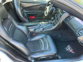 Chevrolet Corvette 2004 2 descapotable