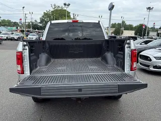 Ford F-150 2017 4x4 XLT 4dr SuperCrew 5.5 ft. SB