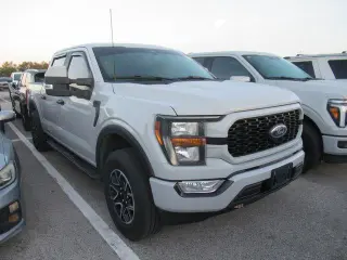 Ford F-150 2023 4x2 XL 4dr SuperCrew 5.5 ft. SB