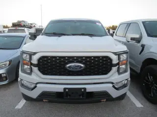 Ford F-150 2023 4x2 XL 4dr SuperCrew 5.5 ft. SB