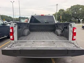 Ford F-150 2023 4x4 XL 4dr SuperCab 6.5 ft. SB