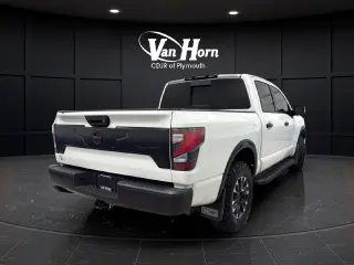 2021 Nissan Titan