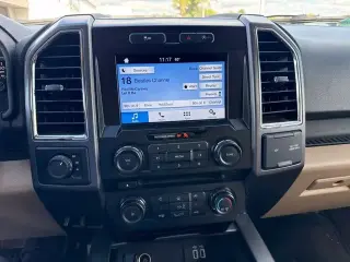 Ford F-150 2016 4x4 XLT 4dr SuperCab 6.5 ft. SB