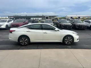 2020 Nissan Altima