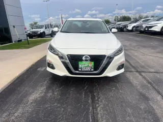 2020 Nissan Altima