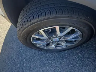 GMC Acadia 2022 SLE 4dr SUV