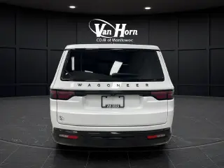 2024 Jeep Wagoneer L