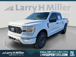 Ford F-150 2021 4x4 XL 4dr SuperCrew con cabina de 5.5 pies de largo.