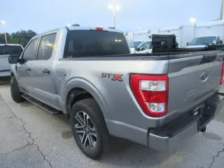 Ford F-150 2023 4x2 XL 4dr SuperCrew 5.5 ft. SB