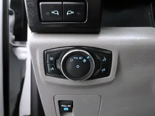 Ford F-150 2018 4x2 XL 4dr SuperCrew 5.5 ft. SB