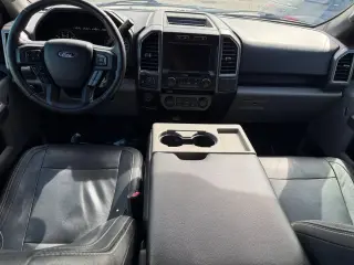 Ford F-150 2017 4x4 XLT 4dr SuperCrew 5.5 ft. SB