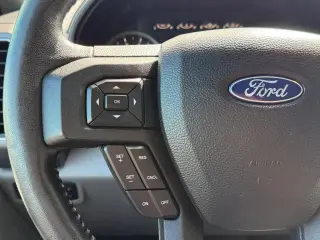 Ford F-150 2017 4x4 XLT 4dr SuperCrew 5.5 ft. SB