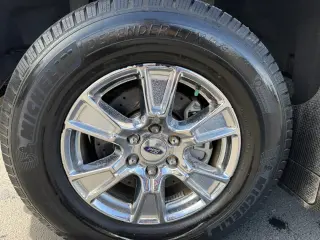 Ford F-150 2017 4x4 XLT 4dr SuperCrew 5.5 ft. SB