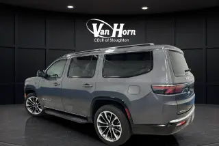 2023 Jeep Wagoneer
