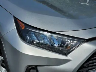 Toyota RAV4 2021 LE 4dr SUV