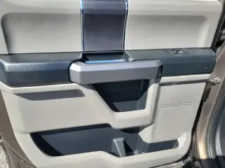 Ford F-150 2015 4x2 XLT 4dr SuperCrew 5.5 ft. SB