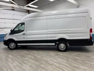 2024 Ford Transit-250