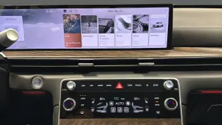 2025 Genesis GV80