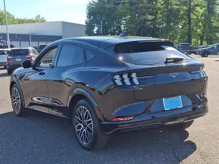 Ford Mustang Mach-E 2024 AWD Premium 4dr SUV