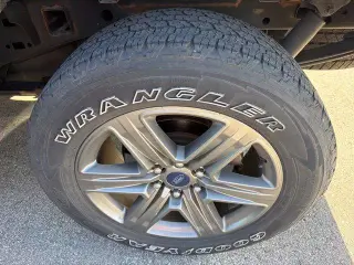 Ford F-150 2020 4x4 XL 4dr SuperCrew 5.5 ft. SB