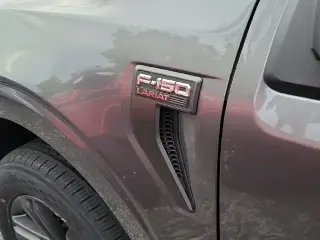 Ford F-150 2023 4x4 Lariat 4dr SuperCrew 5.5 ft. SB