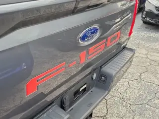 Ford F-150 2023 4x4 Lariat 4dr SuperCrew 5.5 ft. SB