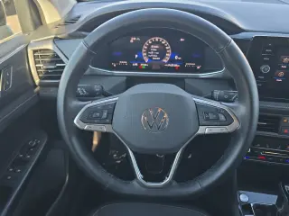 2025 Volkswagen Taos