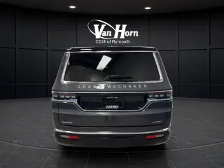 2022 Jeep Grand Wagoneer
