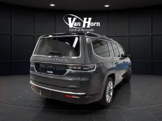 2022 Jeep Grand Wagoneer