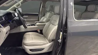 2022 Jeep Grand Wagoneer