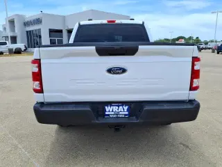 Ford F-150 2022 4x2 XL 4dr SuperCrew 5.5 ft. SB