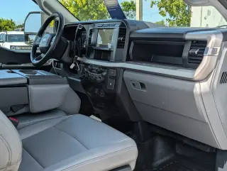 Ford F-250 Super Duty 2023 4x2 XL 2dr Regular Cab 8 ft. LB Pickup