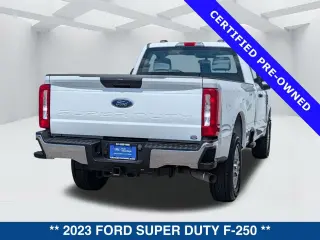 Ford F-250 Super Duty 2023 4x2 XL 2dr Regular Cab 8 ft. LB Pickup