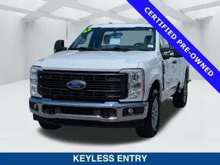 Ford F-250 Super Duty 2023 4x2 XL 2dr Regular Cab 8 ft. LB Pickup
