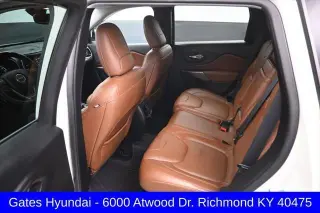 Jeep Cherokee 2019 4x4 Overland 4 puertas SUV