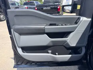 Ford F-150 2022 4x4 XLT 4dr SuperCrew 5.5 ft. SB