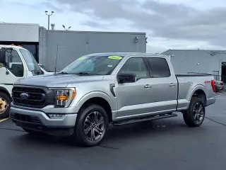 Ford F-150 2023 4x4 XLT 4dr SuperCrew con cabina de 5.5 m.